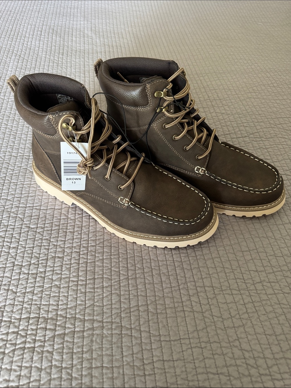 Izod brown boots